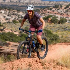 Flylow Gear Up To 65% Off 2021 Aster Shirt 42 Flylow Gear Up To 65% Off 2021 Aster Shirt